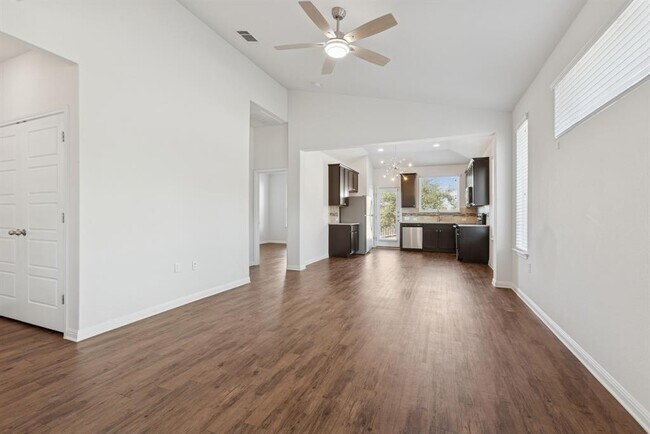 6300 Steep Cactus Trail in Austin, TX - Building Photo - Building Photo