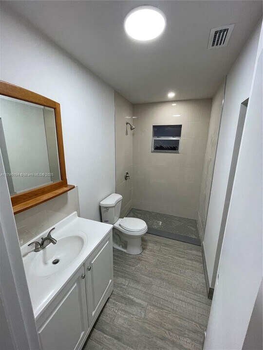 7401 NW 10th Ave in Miami, FL - Building Photo
