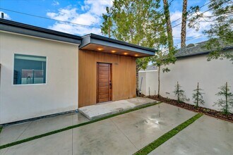 22136 Gilmore St in Los Angeles, CA - Building Photo - Building Photo