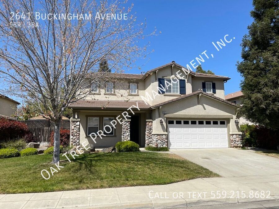 2641 Buckingham Ave in Clovis, CA - Building Photo