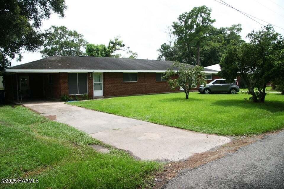 108 Avalon St in Lafayette, LA - Building Photo