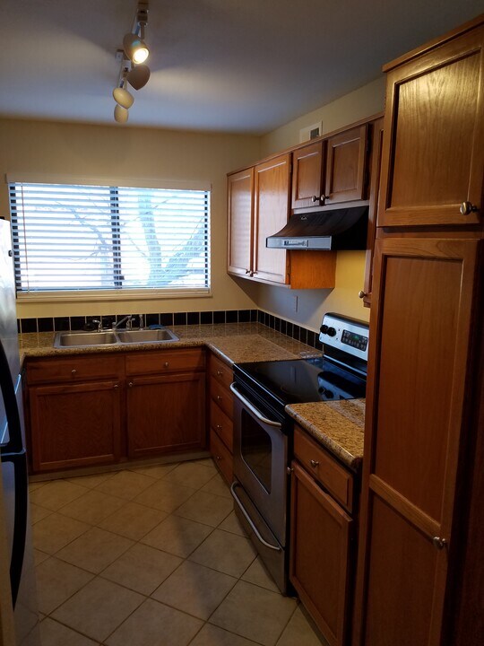 443 Wright St in Lakewood, CO - Building Photo