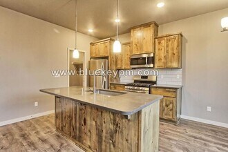 11612 NE 122nd Pl in Vancouver, WA - Building Photo - Building Photo