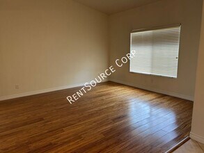 39821 Sunstar St in Palmdale, CA - Building Photo - Building Photo