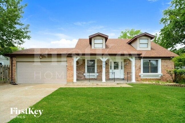 805 Forest Village Dr