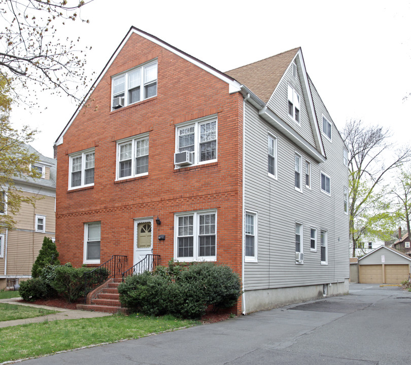 108 Midland Ave in Montclair, NJ - Building Photo