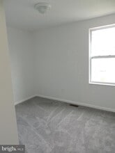 215 Broad St in Swedesboro, NJ - Building Photo - Building Photo