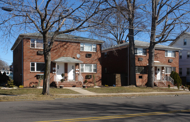 810-816 Roselle St in Linden, NJ - Building Photo - Building Photo