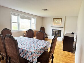 12 Seneca Rd in Woburn, MA - Building Photo - Building Photo