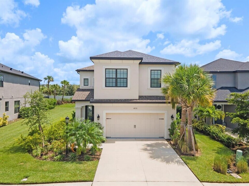 8370 Velda Trl in Sarasota, FL - Building Photo