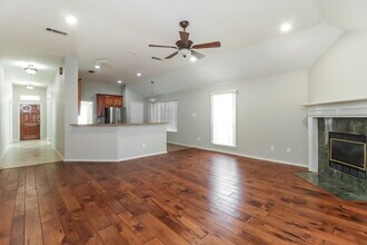 7824 Blossom Dr in Fort Worth, TX - Building Photo - Building Photo