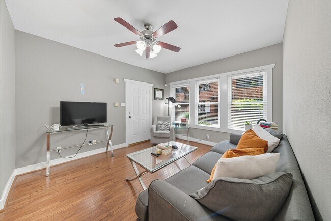 property at 3015 Chenevert St