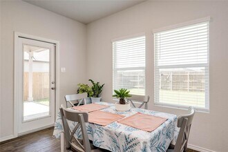 216 Skipping Stone Ln in San Marcos, TX - Building Photo - Building Photo