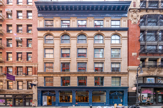 127-131 Mercer St in New York, NY - Building Photo - Building Photo