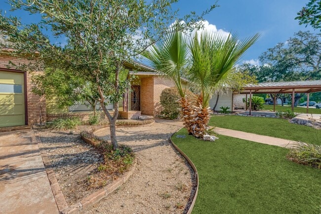 123 Westchester Dr in San Antonio, TX - Building Photo - Building Photo
