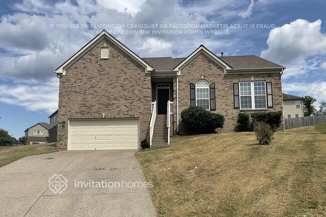 property at 2201 Oaklawn Ct