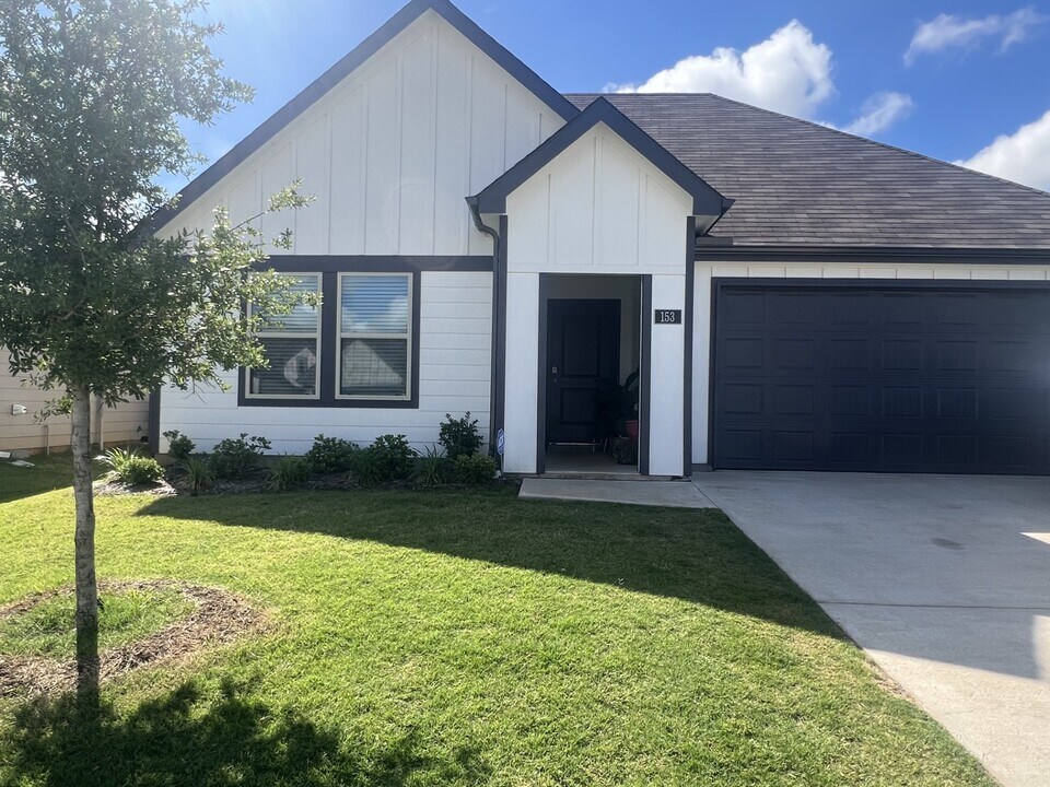 153 Lacy Ln in Canton, TX - Building Photo