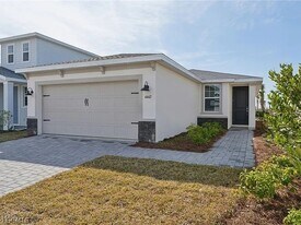 44421 Diamond Trl in Punta Gorda, FL - Building Photo