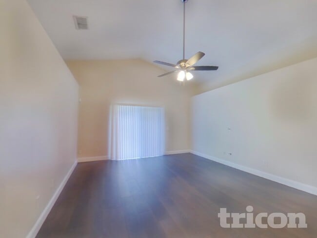 1074 Worthington Dr in Deltona, FL - Building Photo - Building Photo