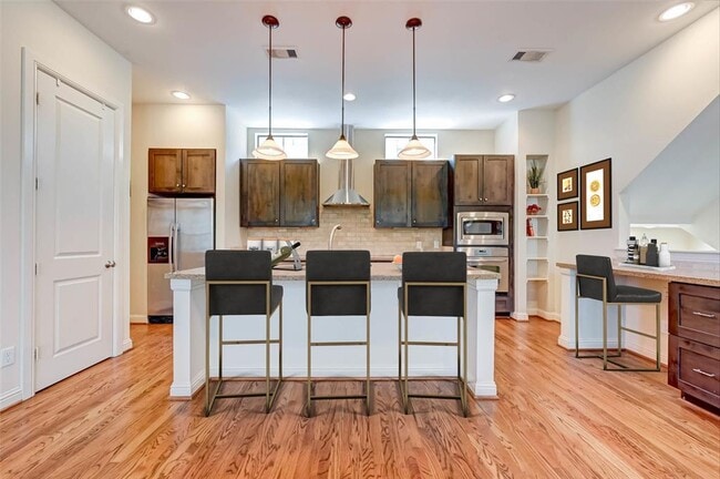 property at 5211 Eigel St