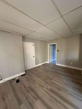 72 N Main St in Orange, MA - Building Photo - Building Photo