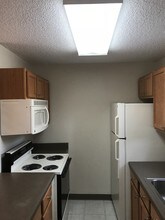 3000 Colorado Ave in Boulder, CO - Building Photo - Building Photo