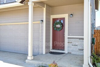 614 S 16th St in Philomath, OR - Building Photo - Building Photo