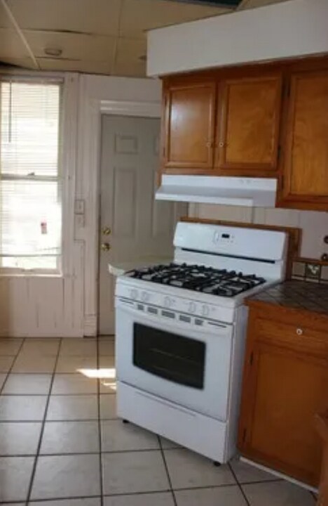 2411 Monroe St NE in Minneapolis, MN - Building Photo