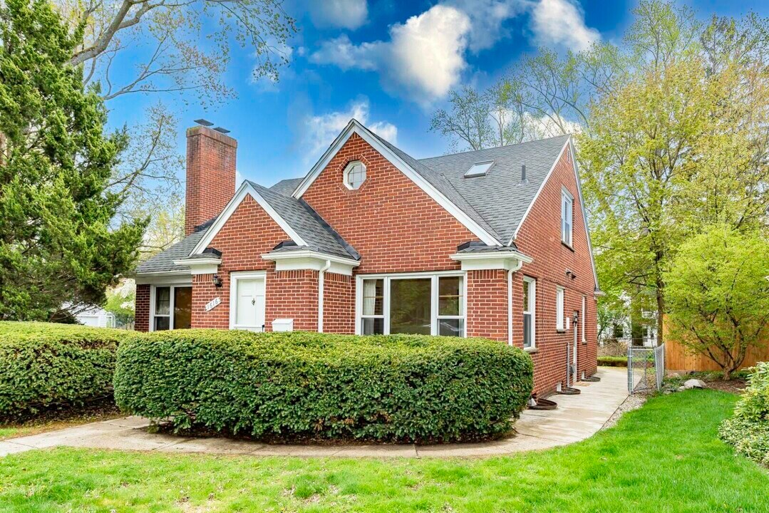 1616 Morton Ave in Ann Arbor, MI - Building Photo