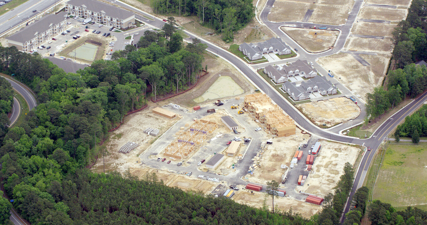 The Vineyards at Hallstead Reserve in Suffolk, VA - Building Photo