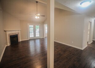 525 Cashel Rd in Grovetown, GA - Foto de edificio - Building Photo
