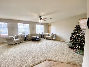 44342 Yucca Ln in Maricopa, AZ - Building Photo - Building Photo