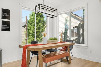 3309 NE 42nd Pl in Vancouver, WA - Building Photo - Building Photo