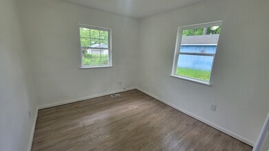 2841 Pomatan Ave in Akron, OH - Foto de edificio - Building Photo