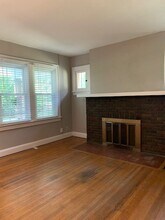 744 Berkley Rd in Indianapolis, IN - Foto de edificio - Building Photo