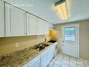 2122 Ranchita Trail in Holiday, FL - Building Photo - Building Photo
