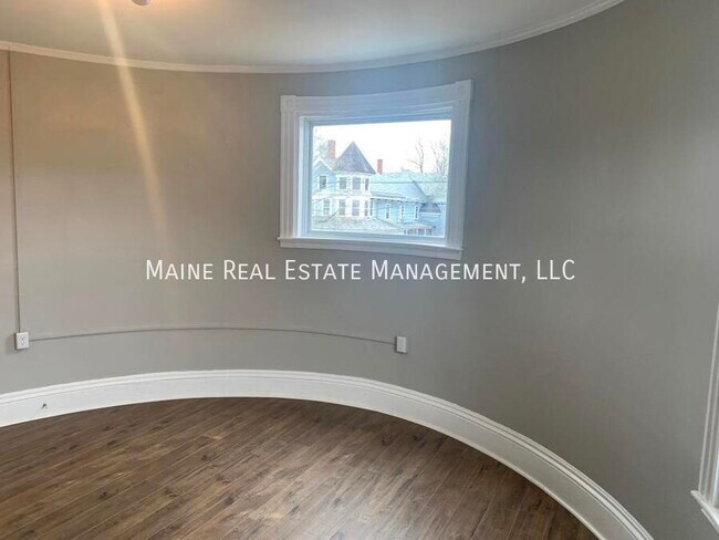 372 Hammond St in Bangor, ME - Building Photo - Building Photo