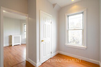 298 Brookline St in Cambridge, MA - Building Photo - Building Photo
