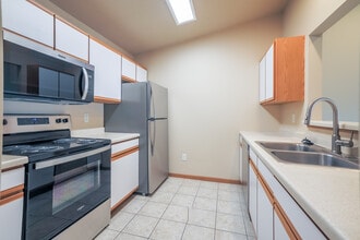 Osgood Townsite Apartments in Fargo, ND - Foto de edificio - Building Photo