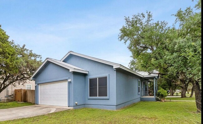 622 Dartmouth Ave in San Marcos, TX - Building Photo - Building Photo