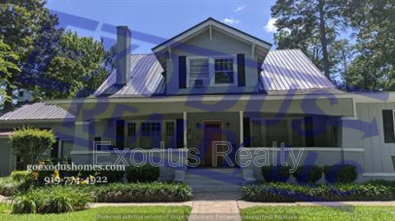 115 Hillcrest Dr in Sanford, NC - Foto de edificio