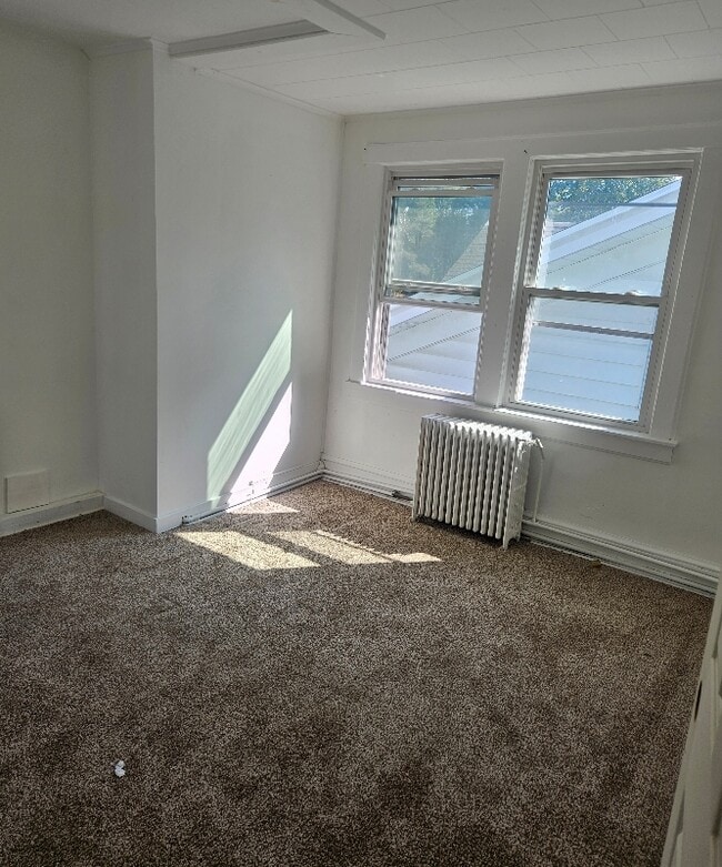 77 Carroll St in Poughkeepsie, NY - Building Photo - Building Photo