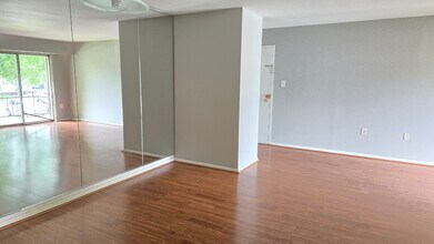 11324 Cherry Hill Rd, Unit 201 in Beltsville, MD - Building Photo - Building Photo