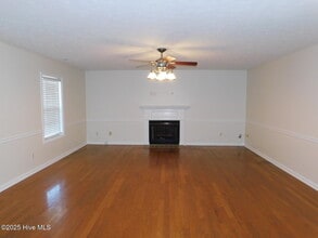 1005 Locust Ct in Havelock, NC - Building Photo - Building Photo