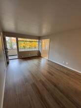 4640 22nd Ave NE in Seattle, WA - Foto de edificio - Building Photo