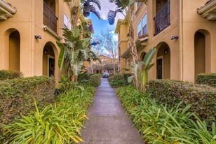 4800 Westlake Pkwy in Sacramento, CA - Building Photo