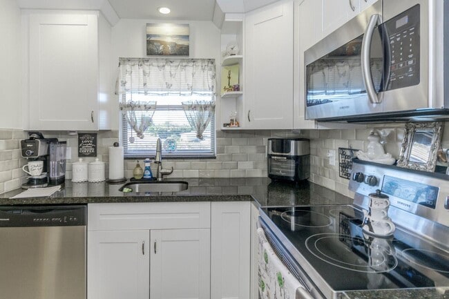 property at 2755 W Atlantic Ave