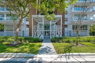 1150 102nd St in Bay Harbor Islands, FL - Building Photo - Building Photo