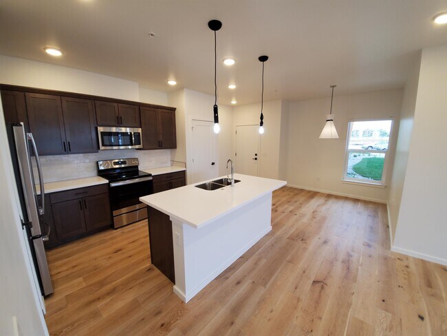 2430 Tschache Ln in Bozeman, MT - Building Photo - Building Photo