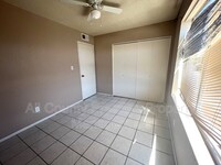 2425 E Waltann Ln in Phoenix, AZ - Building Photo - Building Photo